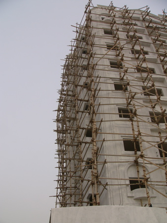 kuwaiti-scaffolding.JPG