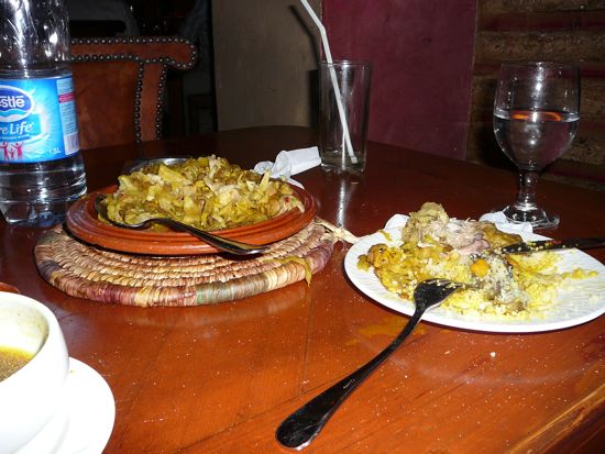 00TajineRemainsChickenWSlimBread