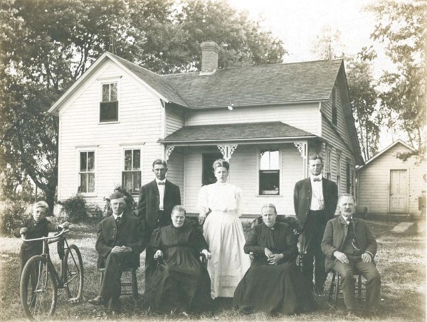 TvedtenFamilyEarly1900s TvedtenFamilyEarly1900s
