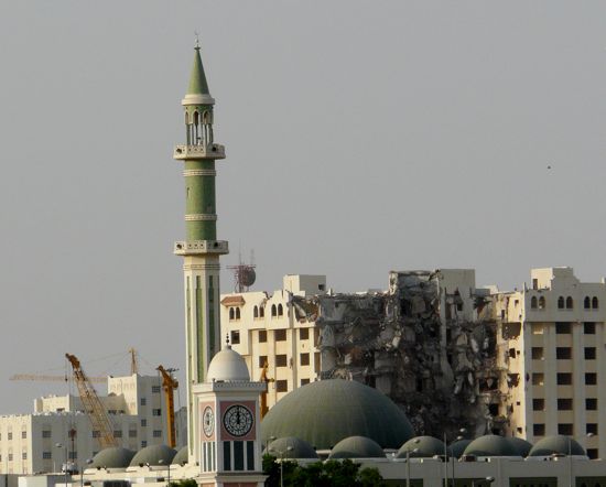 00ScrambledEggsEidMosque