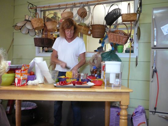 00GrillingGardenGate