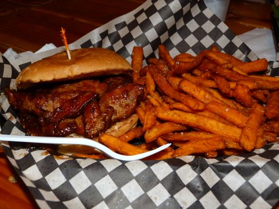 00RaininRibsDanzaSandwich