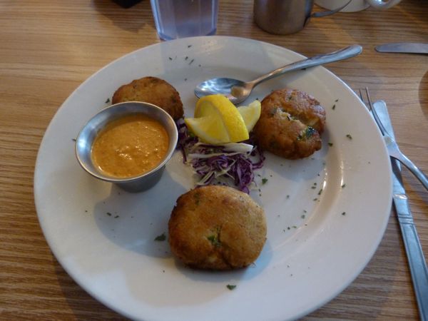00NativeCafeCrabCakes