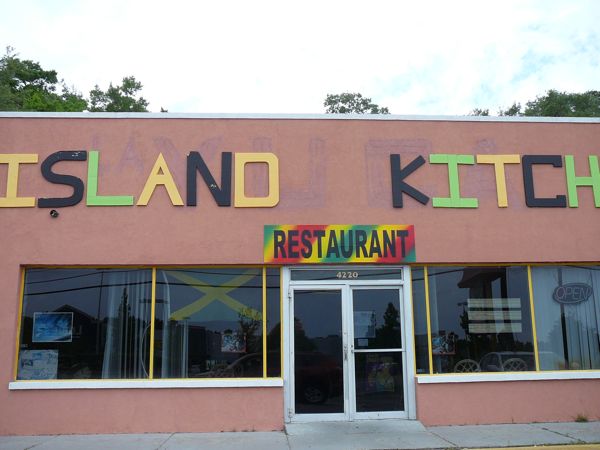 00IslandKitchen