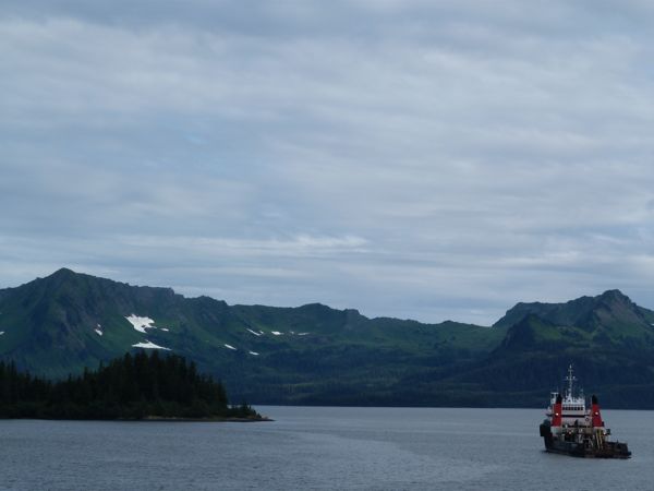 00ChenegaBayAndFishingBoat