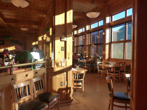 00InteriorTwistedFish