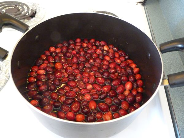00CookingCranberries