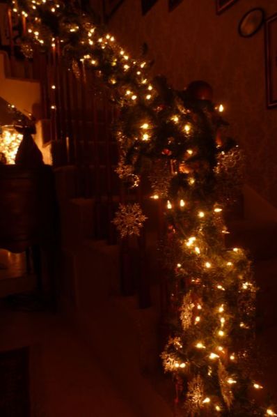 00ChristmsStairway