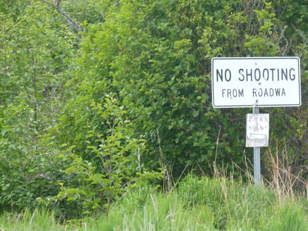 00LunchStopSign