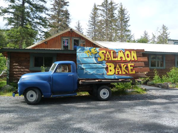 00SalmonBakeRestaurant