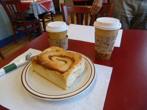 00SewardCoffeeAndRoll