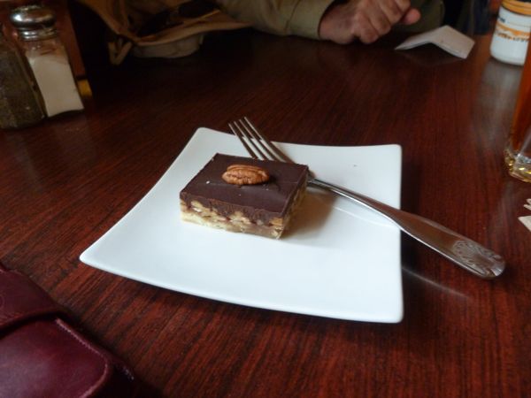 00TwoSistersTurtleBar