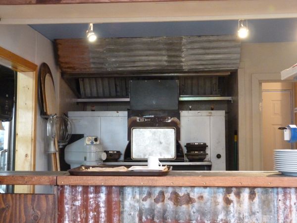 00LittleMermaidKitchen