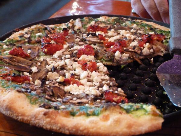 00MoosesToothPizza