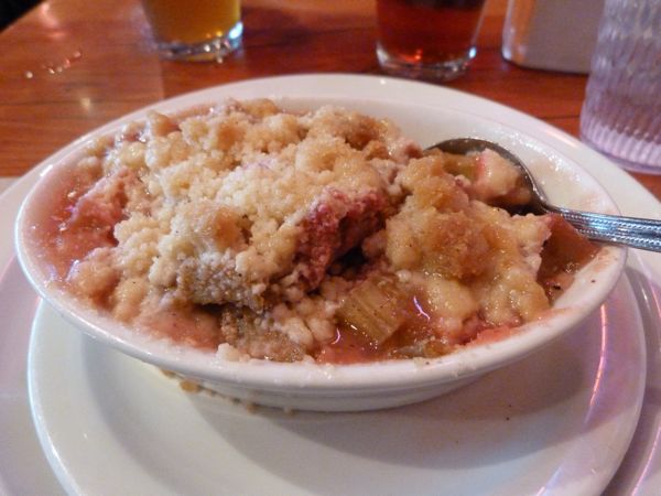 00MoosesToothRhubarbCrisp