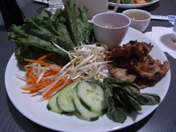 00LettuceWrapsWithCambodianChicken