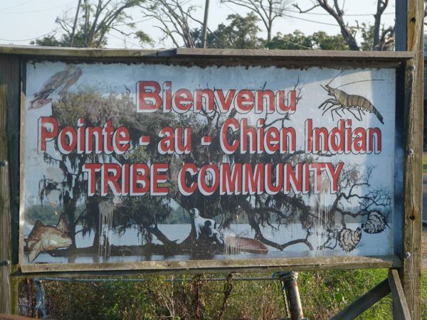 00PointeAuxChiensSign