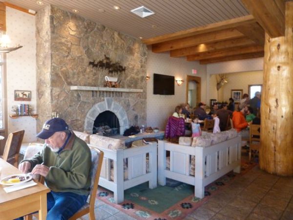 00GlenwoodSpringsAntlerLodge