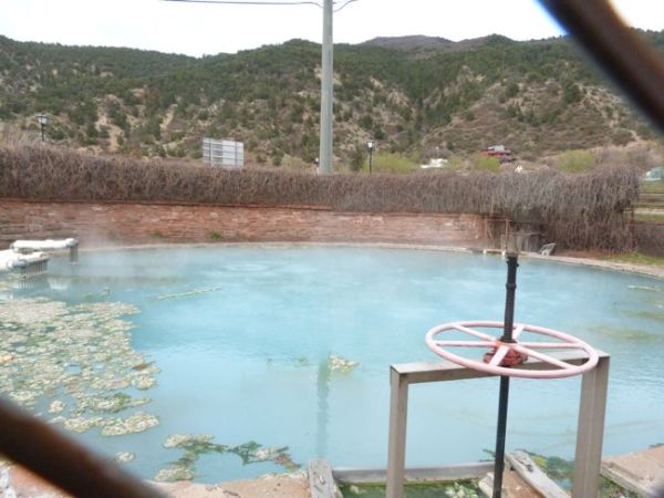 00LargeSulpherSprings